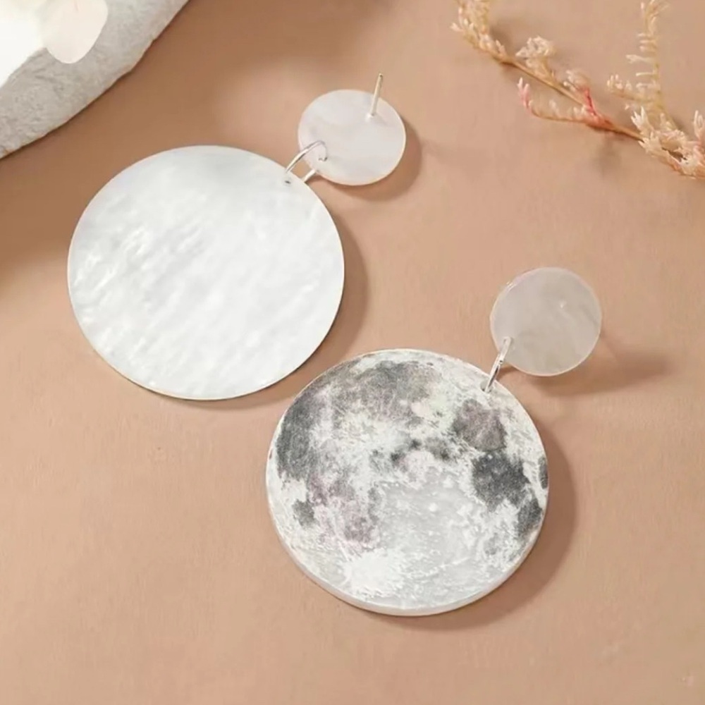 2/$30🌵 Full Moon Acrylic Earrings Night Sky Outer Space Jewelry Gift NEW - Picture 8 of 10